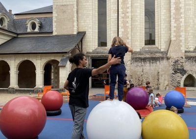 Les Journées du Patrimoine à Angers ateliers de cirque de La Carrière au cloitre Toussaint
