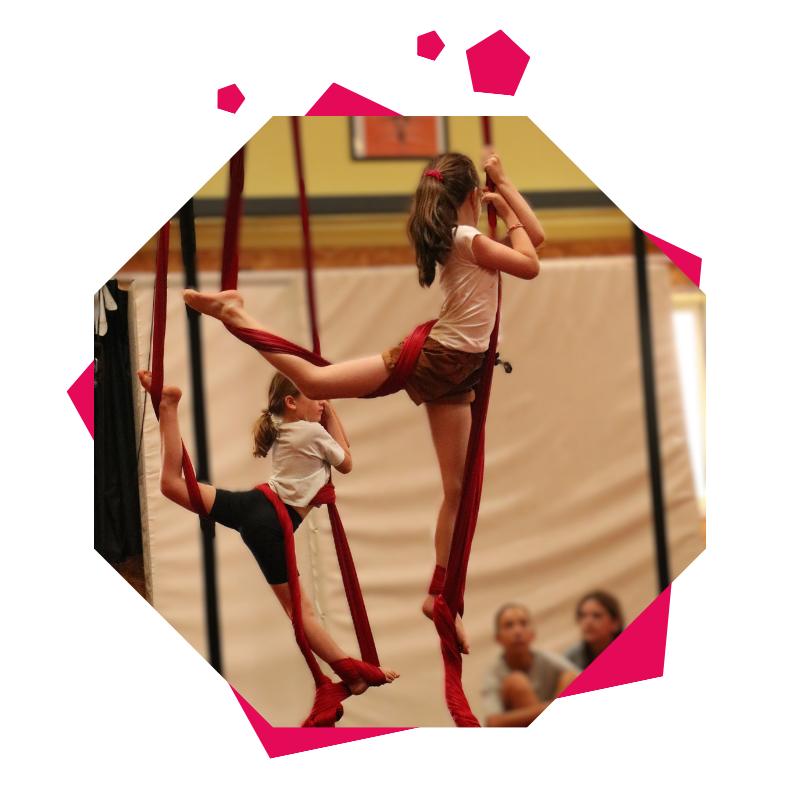 GABARIT VISUELS SITE WEB (9) Pratiquer les arts du cirque à La Carrière à Angers